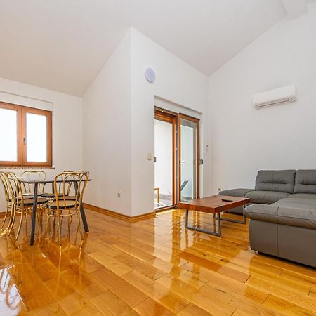Apartments Francoise Crikvenica Extérieur photo