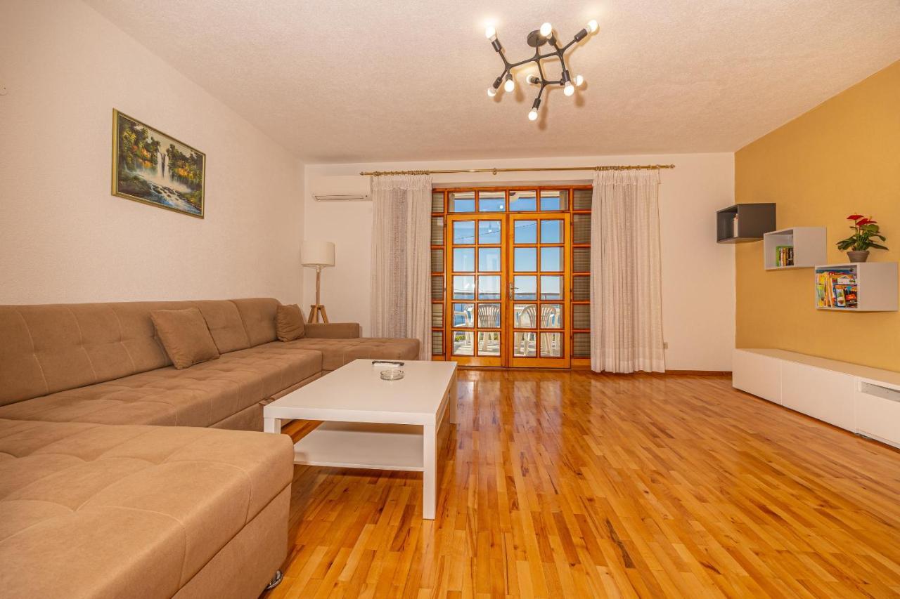 Apartments Francoise Crikvenica Extérieur photo