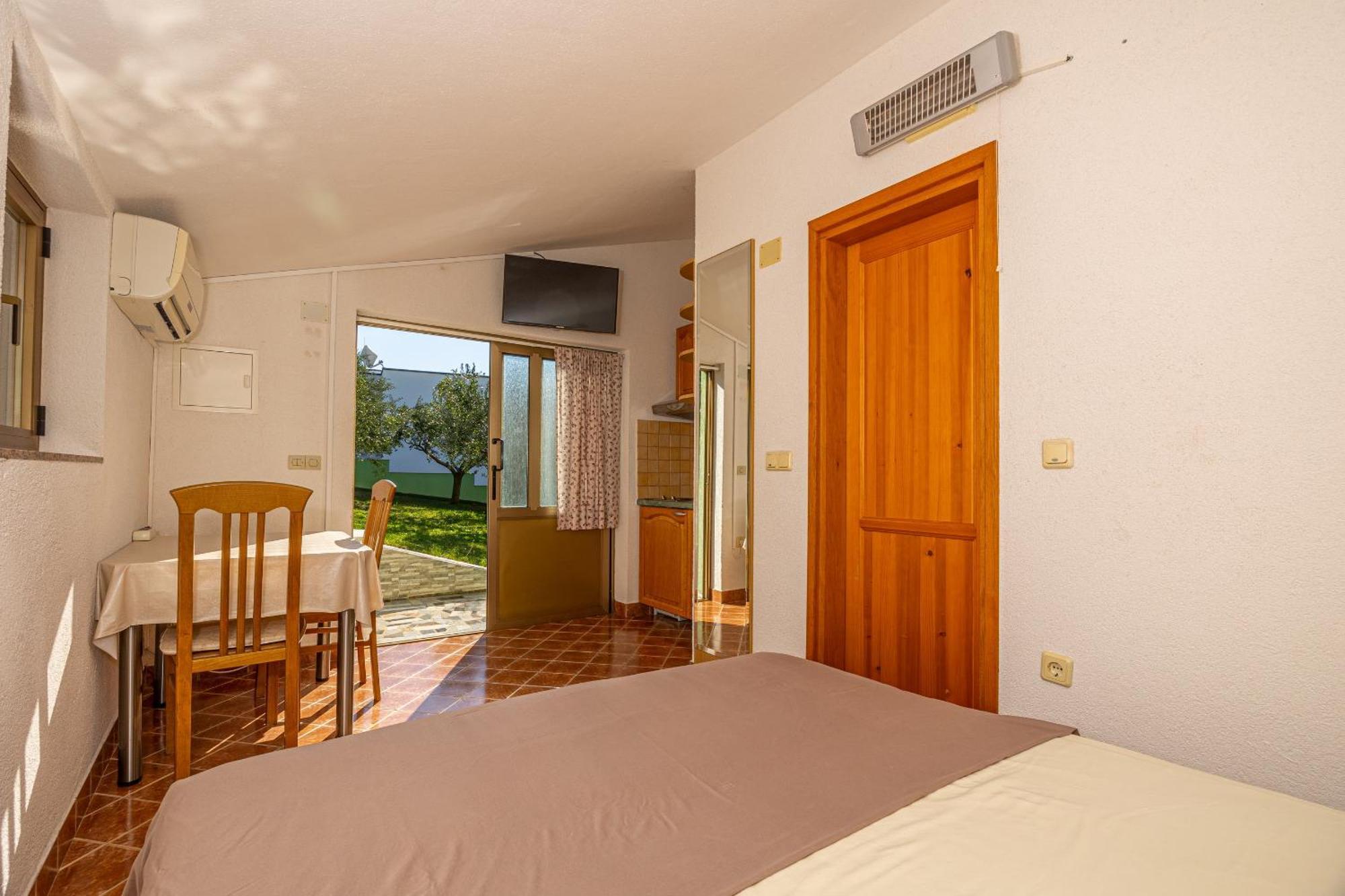 Apartments Francoise Crikvenica Extérieur photo