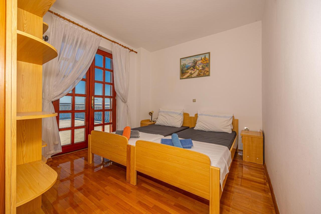 Apartments Francoise Crikvenica Extérieur photo