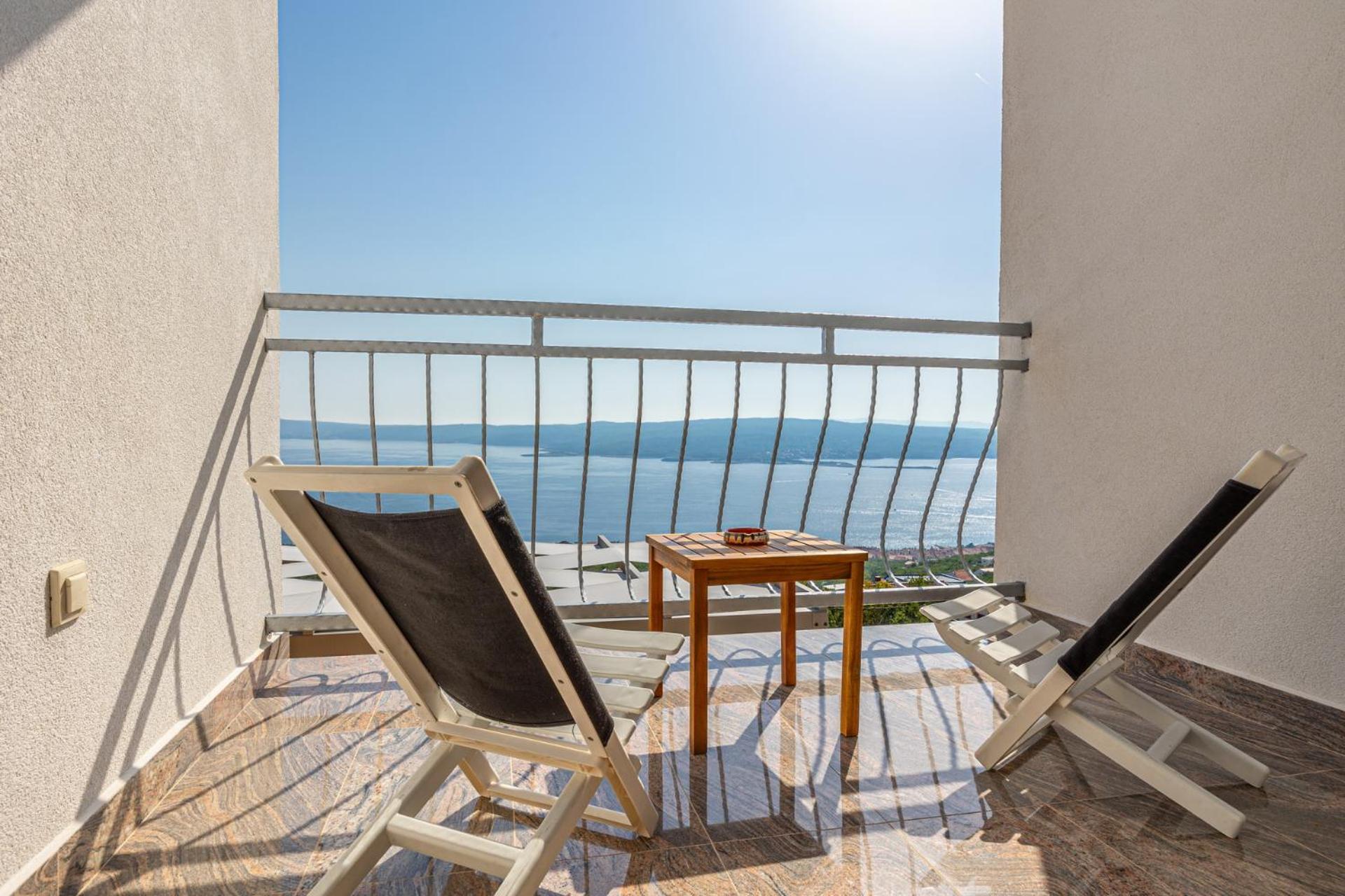 Apartments Francoise Crikvenica Extérieur photo